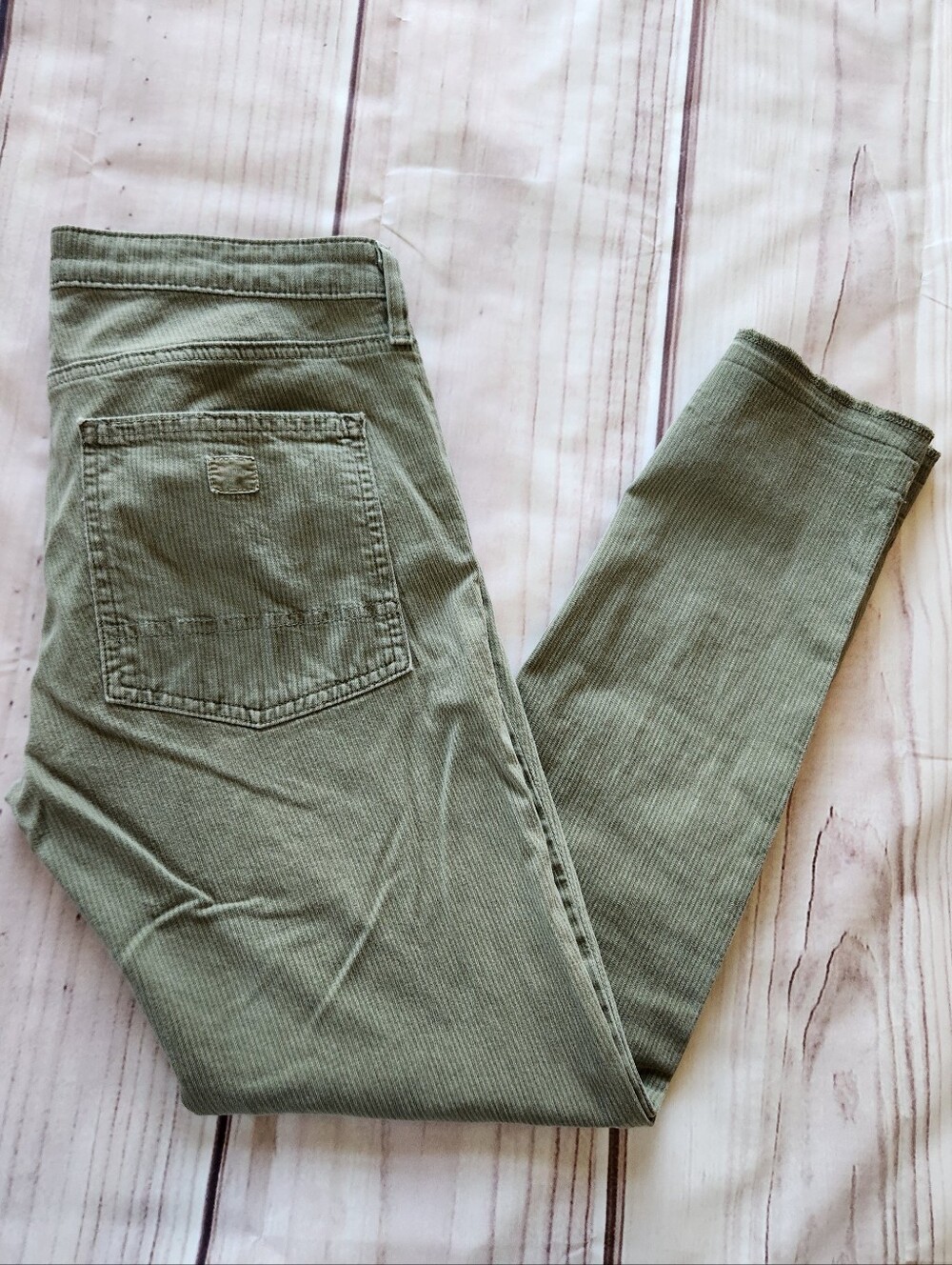 Adriano Goldschmied "The Avery Roll-up" Pinstripe Pant Green | Women's Size 29 - Picture 2 of 11